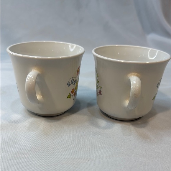 Vintage CORELLE Ceramic Mugs SPRING MEADOW Floral pattern, SET OF 2 - Picture 3 of 6